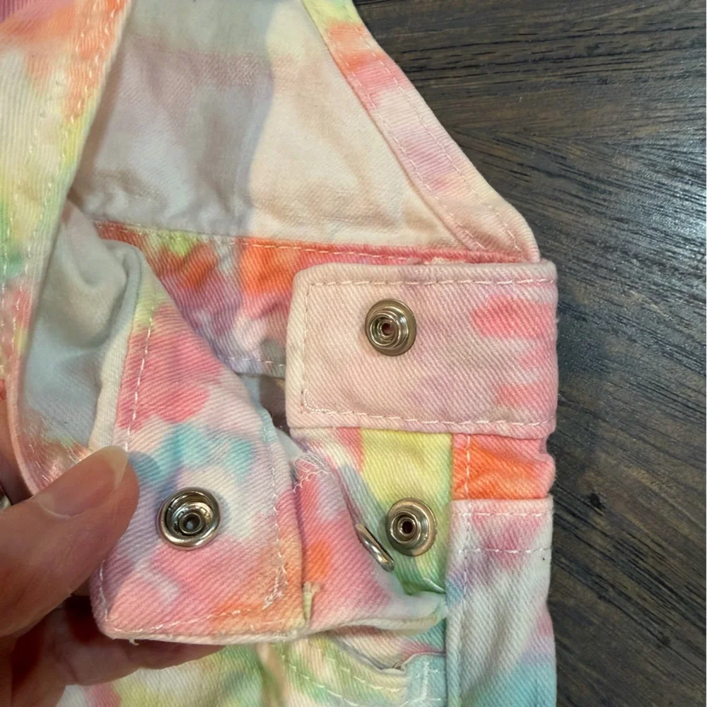 The Children’s Place‎ Tie-Dye Short Overalls – Size 5